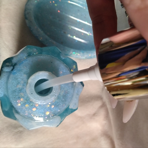 Blue Bathroom Accessory Set - Picture 8 of 8